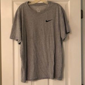 Men’s Nike dri fit t shirt